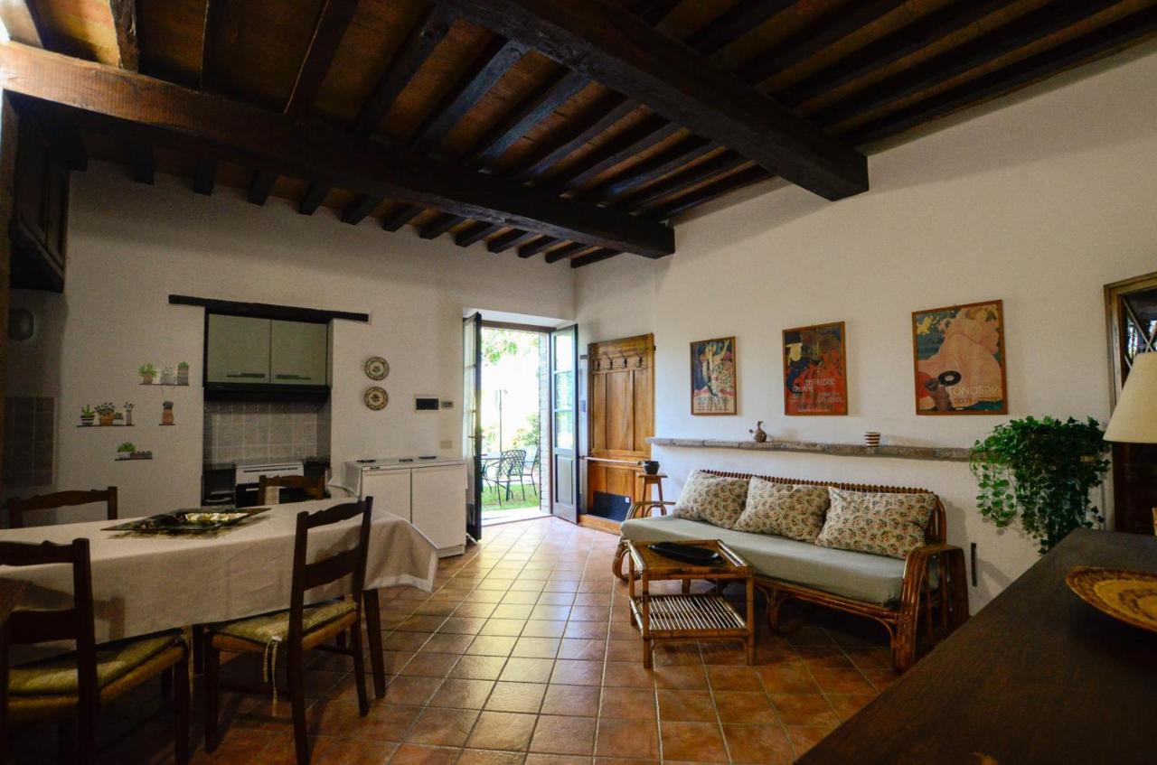 Agriturismo Podere Luchiano Амелиа Экстерьер фото